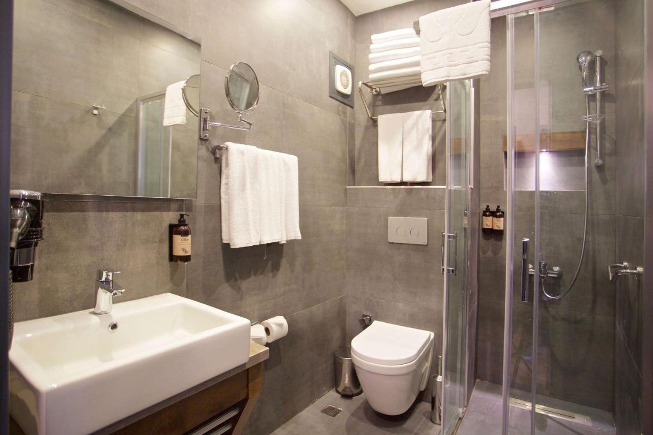 Days Inn By Wyndham Istanbul Arnavutkoy 외부 사진