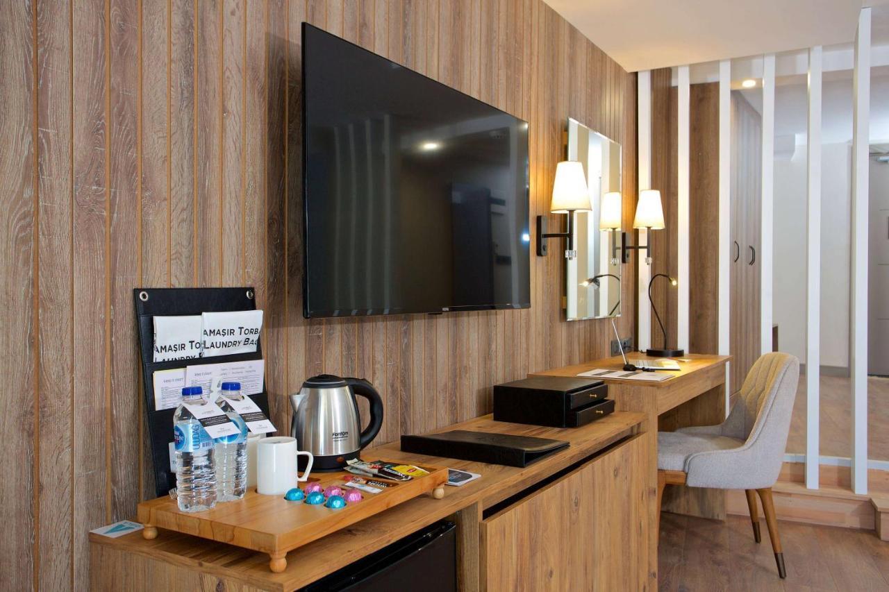 Days Inn By Wyndham Istanbul Arnavutkoy 외부 사진