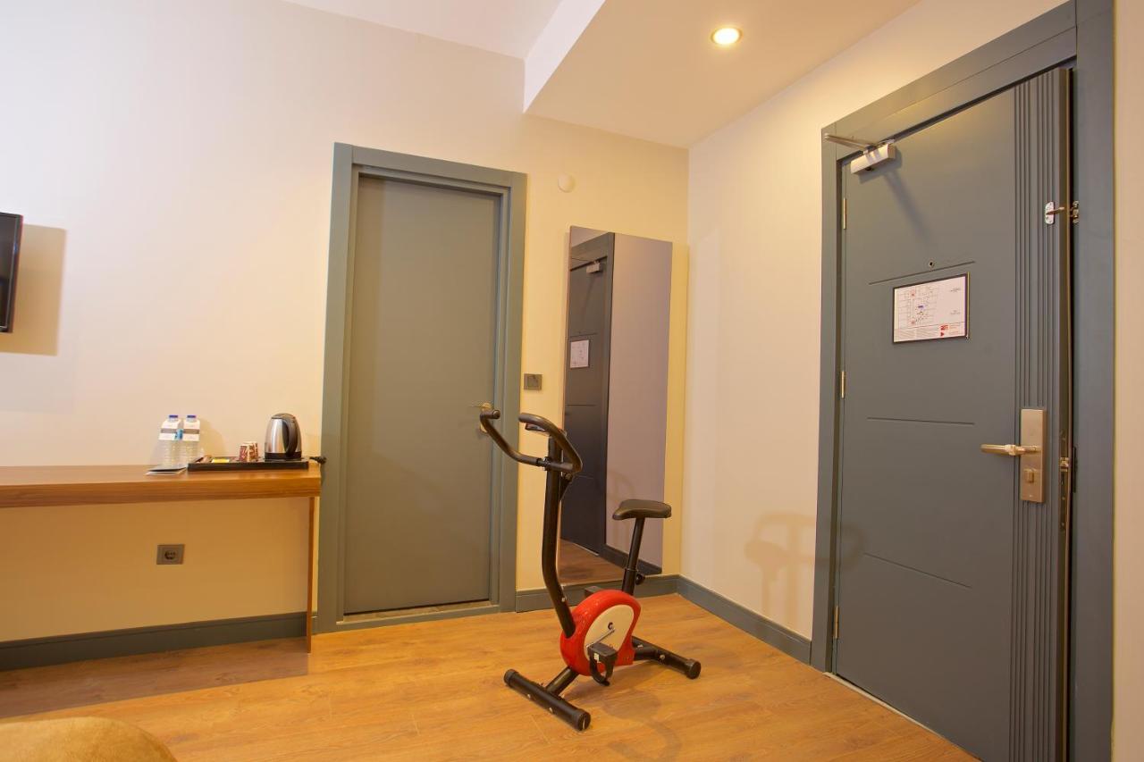 Days Inn By Wyndham Istanbul Arnavutkoy 외부 사진