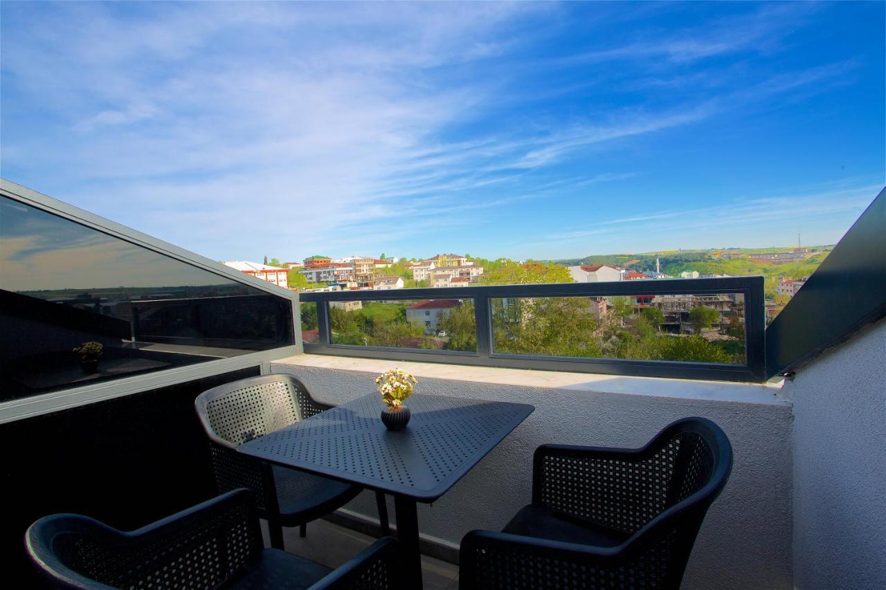 Days Inn By Wyndham Istanbul Arnavutkoy 외부 사진